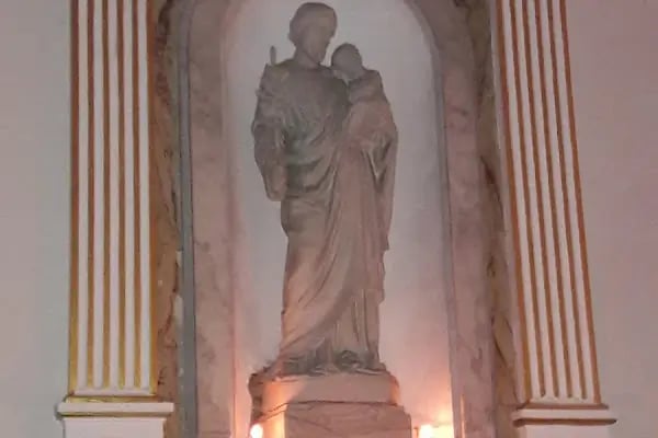 Notre Dame De Lourdes Katolik Kilisesi - Resim 20