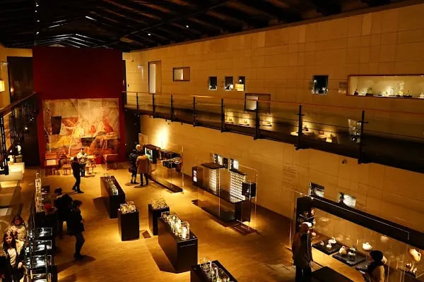 Erimtan Arkeoloji ve Sanat Müzesi - Resim 1