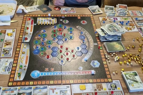Periwinkle Patisserie / Periwinkle XL Board Game Cafe - Resim 1