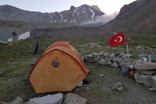 Erciyes Çobanini Kamp alanı - Resim 7