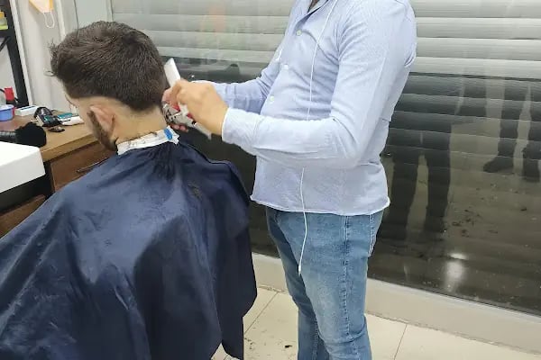 Hakan karlı erkek kuaförü - Resim 11