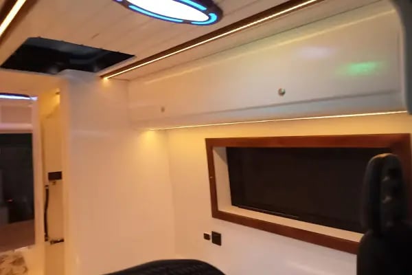 İremia Marine - Resim 6
