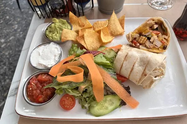 Teras Cafe&amp;Restaurant - Resim 9