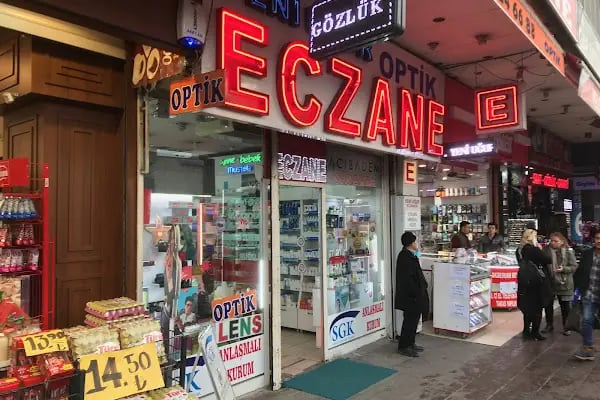Yeni Uğur Eczanesi - Resim 2