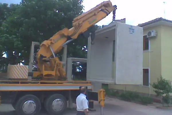 İnegöl Vinç - Sargın Vinç - Forklift Kiralama - Vinç Kiralama - Resim 17