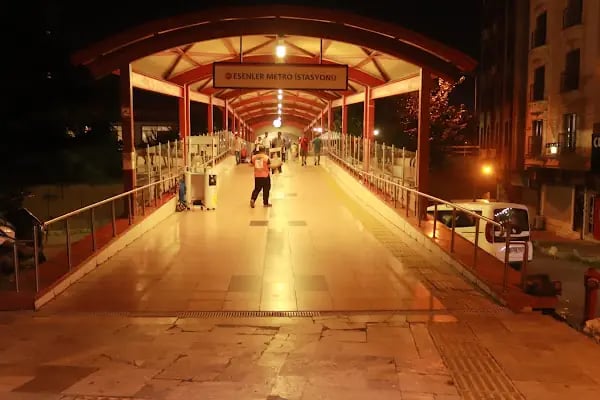 Esenler Metro İstasyonu - Resim 3