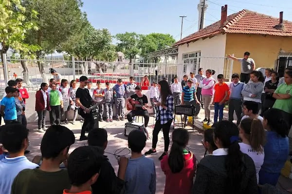 Zeytindağ Yılmaz Ortaokulu - Resim 19