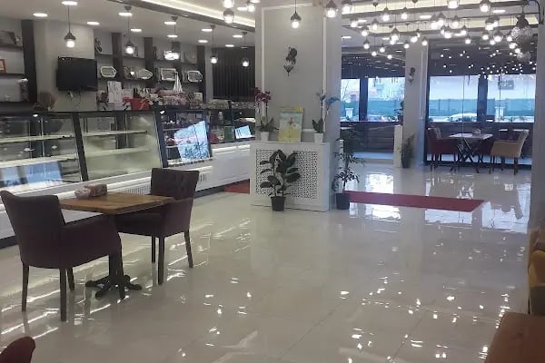MOLA CAFE - Resim 3