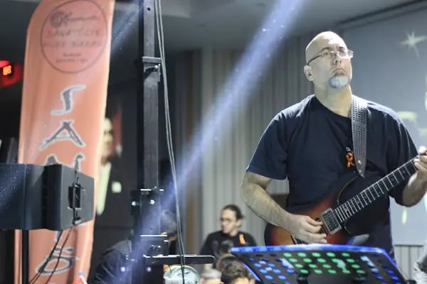 Sanatölye Gitar Eğitim ve Luthier - Resim 4