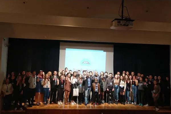 İbrahim Üzümcü Konferans Salonu - Resim 17