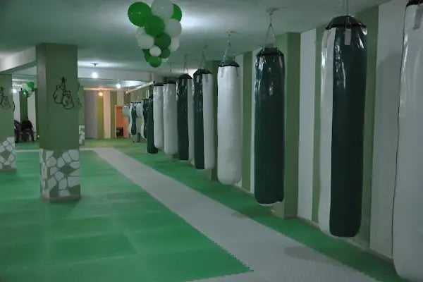 Ferhat Arslan Gençlik ve Spor Kulübü - Kick Boks - Muay Thai - Boks - Gym - Resim 3