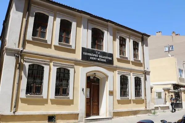 Uzunköprü Belediyesi Kent Müzesi - Resim 1