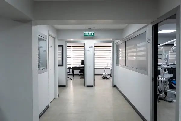 Rosedent Ağız ve Diş Sağlığı Polikliniği Yenimahalle Şubesi - Resim 14
