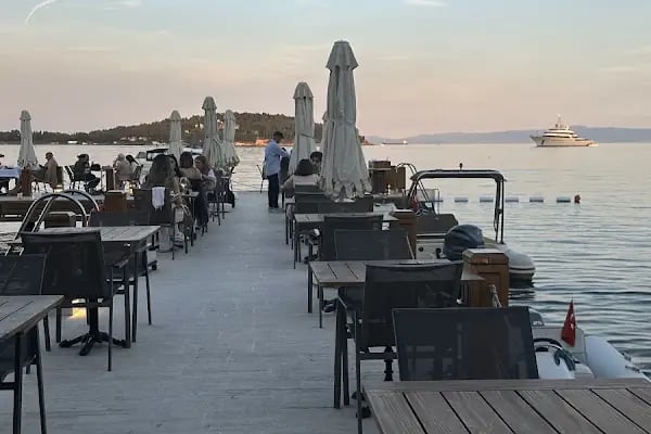 Capri Beach Restaurant - Resim 2