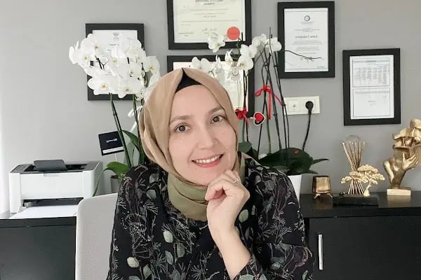 Uzm. Dr. Emine Yıldızgören - Resim 9