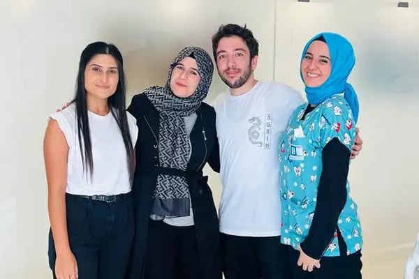 Özel Öz&amp;Gün Dent Ağız ve Diş Sağlığı Polikliniği - Resim 16