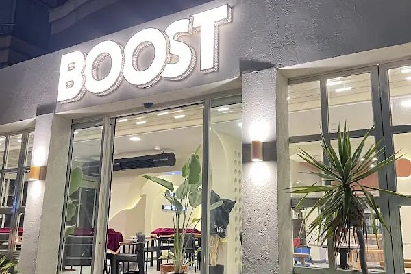 BOOST CAFE - Resim 4