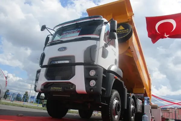 ALTINDAĞ KAMYON TIR PAZARI - Resim 3