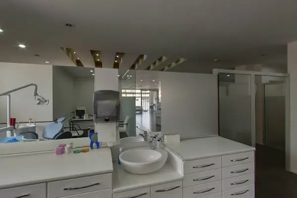 Özel Bursa Uzmanlar Ağız ve Diş Sağlığı - Resim 18