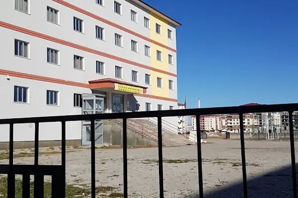 Hasan Harakani Anadolu Lisesi - Resim 2