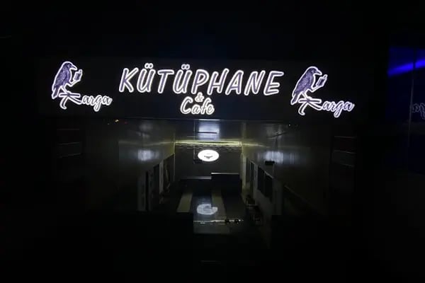 Karga Kütüphane Cafe - Resim 6
