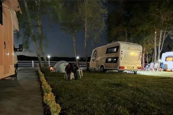 POYRAZLAR CARAVAN CAMPİNG - Resim 11