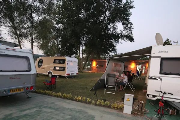 POYRAZLAR CARAVAN CAMPİNG - Resim 8