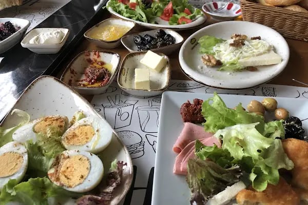 Alsancak Unlu Mamüller Mutfak Balıkesir - Resim 3