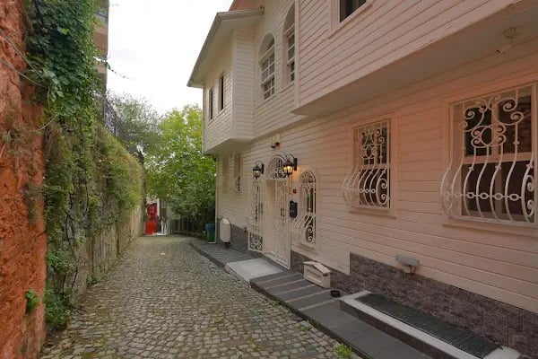 Kandilli Oniki Havariler "Srpotz Yergodasan Arakelotz" Ermeni Kilisesi - Resim 4