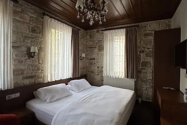 Dionysos 1789 Boutique Hotel - Resim 17