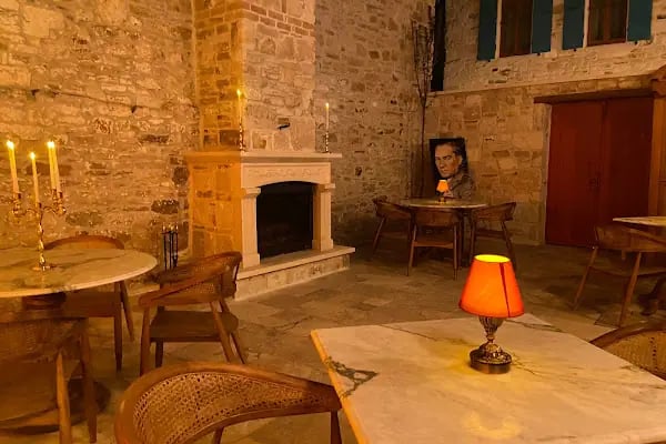 Dionysos 1789 Boutique Hotel - Resim 9