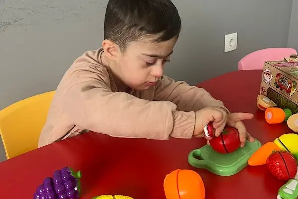 BAĞCILAR AKADEMİ TERAPİ ÖZEL EĞİTİM VE REHABİLİTASYON MERKEZİ - Resim 4