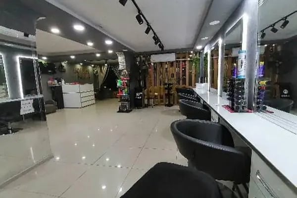 Golden Hands Bayan Kuafor Salonu - Resim 9