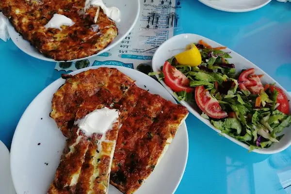 MEŞHUR BOZDOĞAN PİDECİSİ GÜZEL ÇAMLI MİLLİPARK CADDESİ Carrefoursa karşısı - Resim 4