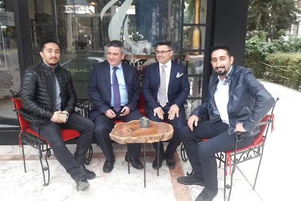 Mehmet Özen Bay Bayan Saç Tasarım Stüdyosu - Resim 18