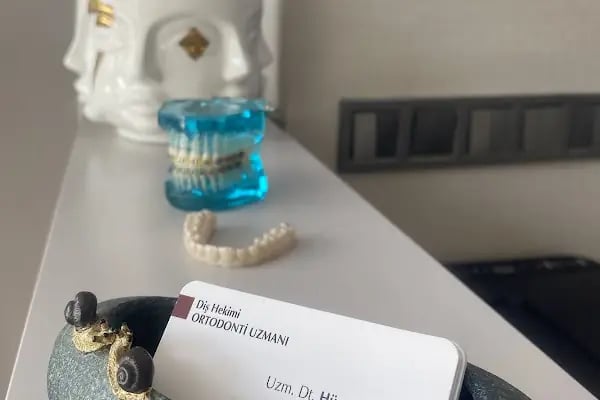 Hüseyin Muhtar Ortodonti Diş Kliniği - Resim 13