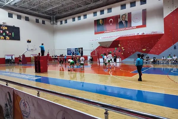 Köşkler Spor Salonu - Resim 6
