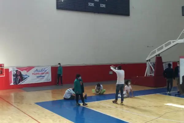 Köşkler Spor Salonu - Resim 10
