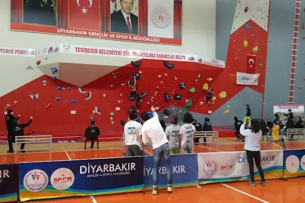 Köşkler Spor Salonu - Resim 7