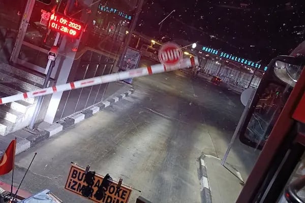 Manisa Şehir Lerarasi Oto Büs Terminali - Resim 14