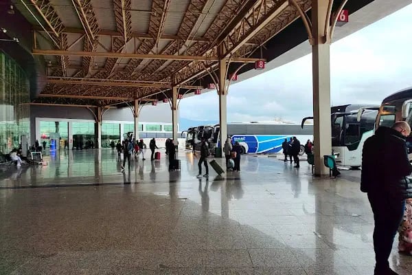 Manisa Şehir Lerarasi Oto Büs Terminali - Resim 3