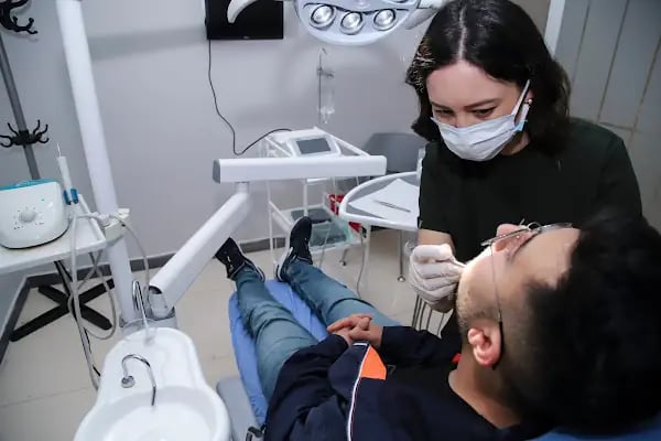 Yaşam Ağız ve Diş Sağlığı Polikliniği - Resim 16