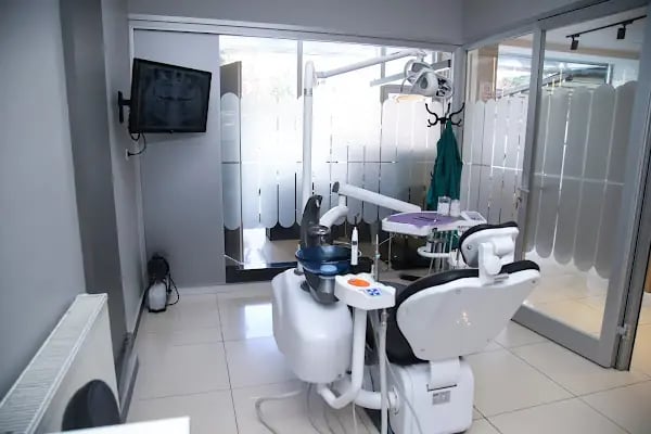 Yaşam Ağız ve Diş Sağlığı Polikliniği - Resim 18