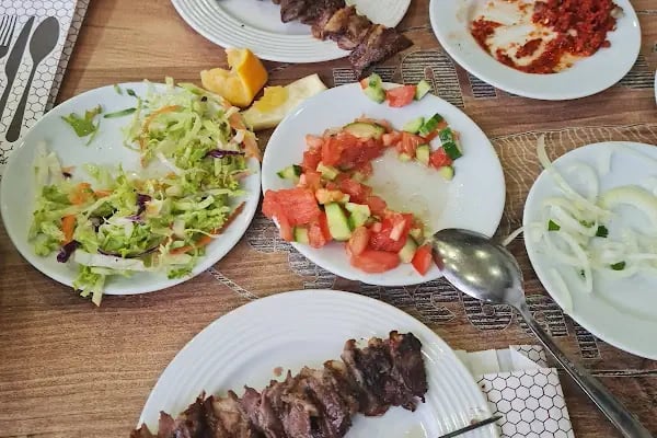 Kardeşler Cağ Kebap Salonu - Resim 2