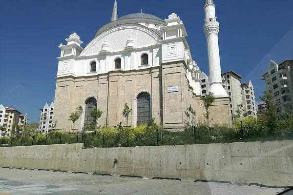 İmamı Azam Cami - Resim 2
