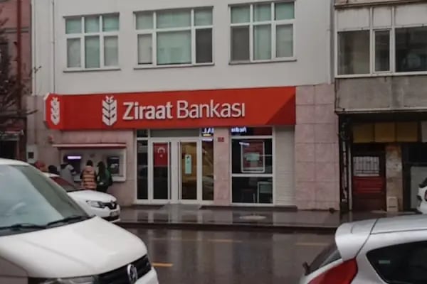 Ziraat Bankası Ankara Caddesi/Sakarya Şubesi - Resim 5