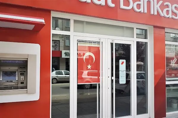 Ziraat Bankası Ankara Caddesi/Sakarya Şubesi - Resim 4