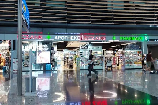 Istanbul Airport Pharmacy - Resim 6