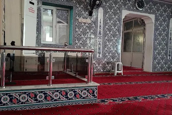 T.C. Balçova Müftülüğü Yeşil Camii - Resim 2