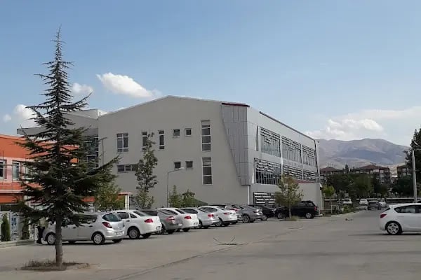 Çok Amaçlı Spor Salonu - Resim 2